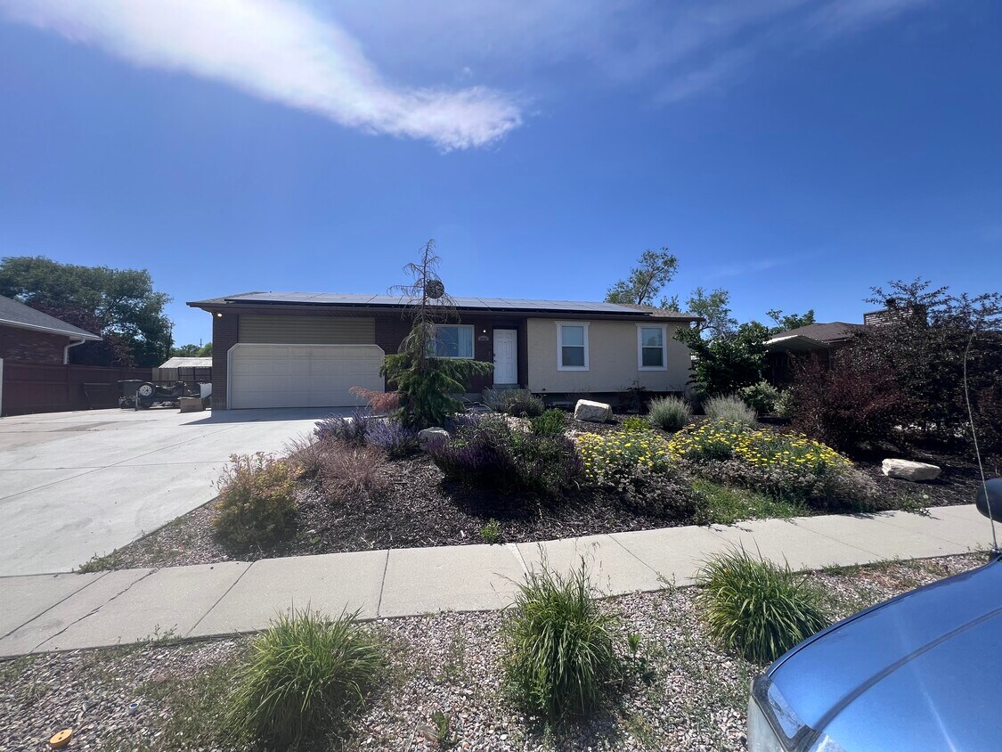Foto principal - 4968 S Cowdell St