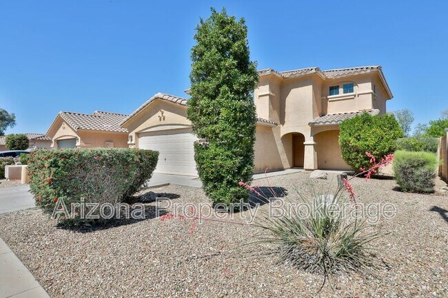 Foto del edificio - 546 S 167th Ln