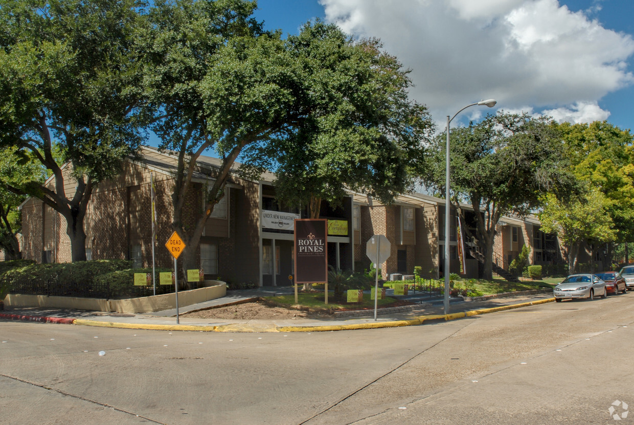 Foto del edificio - Pebble Brook Apartment Homes