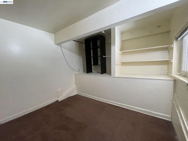 Building Photo - 16845 Robey Dr