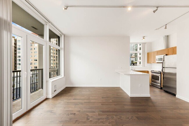 Foto del edificio - 2717 Western Ave