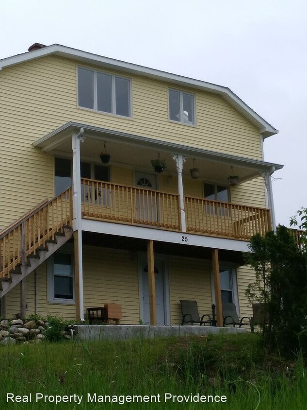 25 Foster St, Woonsocket, RI 02895 House for Rent in Woonsocket, RI