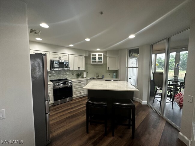 Building Photo - 16420 Millstone Cir