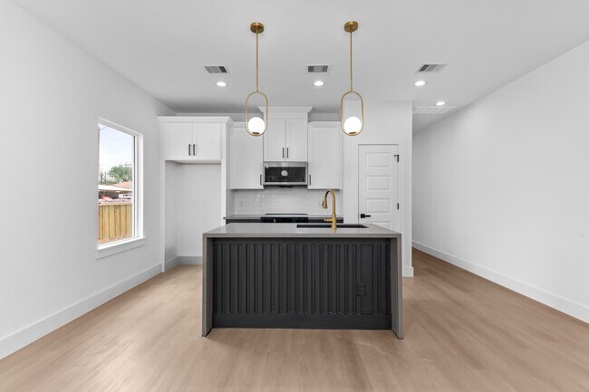 Foto del edificio - 2316 McKee St