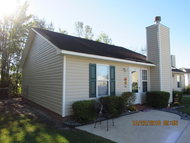 Building Photo - 114 Fairview Ln