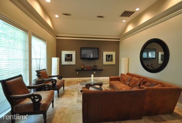 Building Photo - 23423 US-59