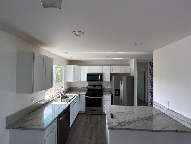 Foto del edificio - 15-1830-1830 4th Ave