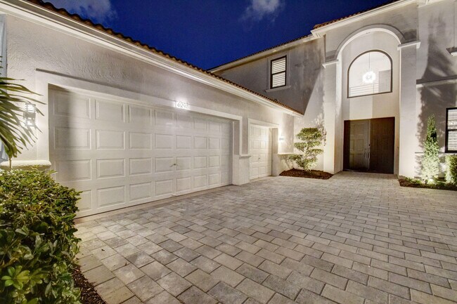 Foto del edificio - 6298 Sand Hills Cir