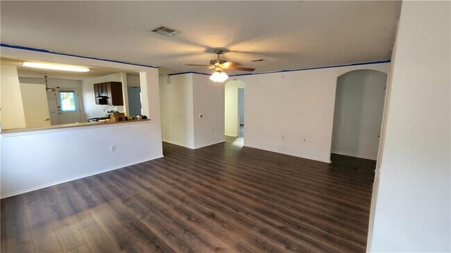 Foto del edificio - 12301 Sky Harbor Dr