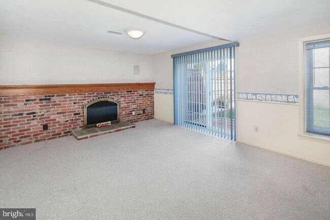 Foto del edificio - 3141 Ironhorse Dr