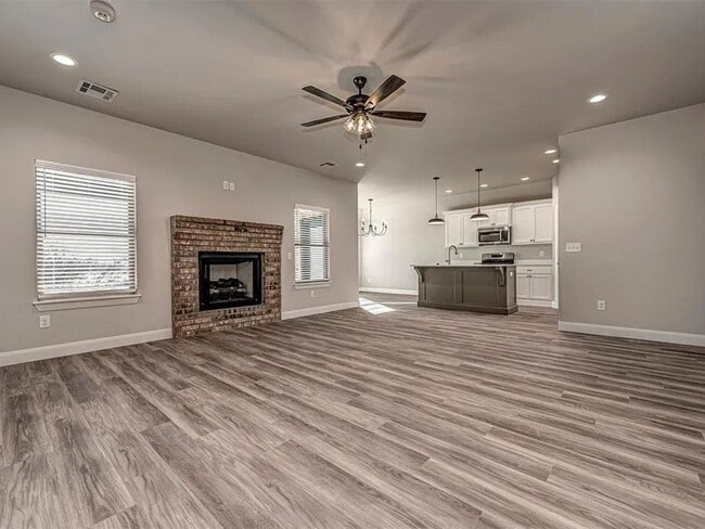 Building Photo - 4-Bed Home with Storm Shelter & 2-Car Garage in Mustang