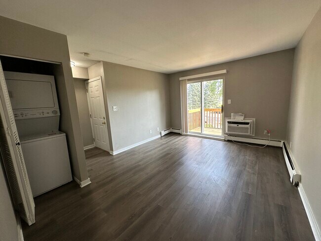 Foto del edificio - 2700 Light Rd