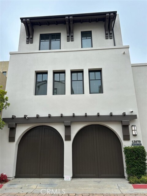 Building Photo - 13070 Discovery Creek
