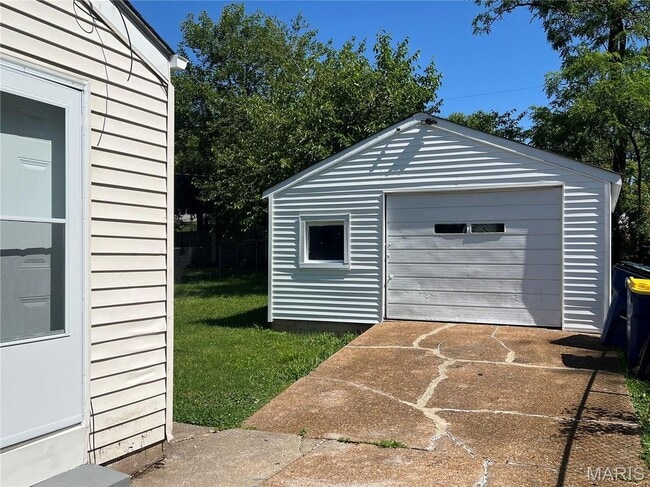 Building Photo - 9129 Kathlyn Dr