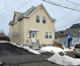 Building Photo - 49 Irving St