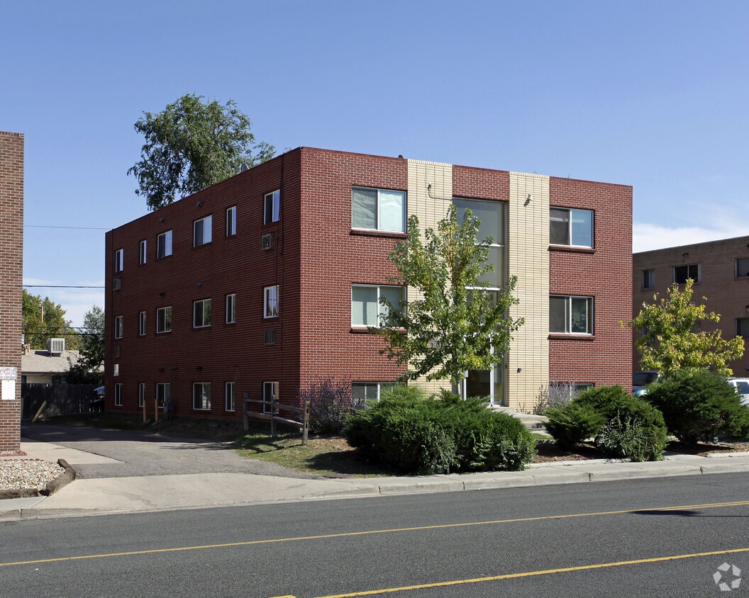 Building Photo - 550 Dayton St