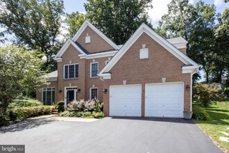 Building Photo - 11629 Forest Hill Ct
