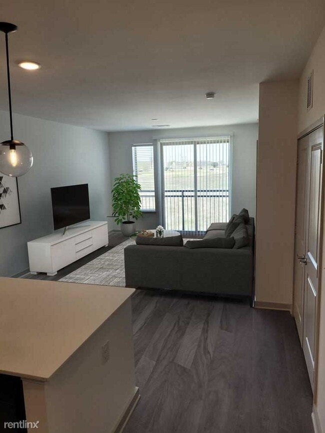 Foto del edificio - 3 br, 2 bath Condo - 2670 S A.W. Grimes Bl...