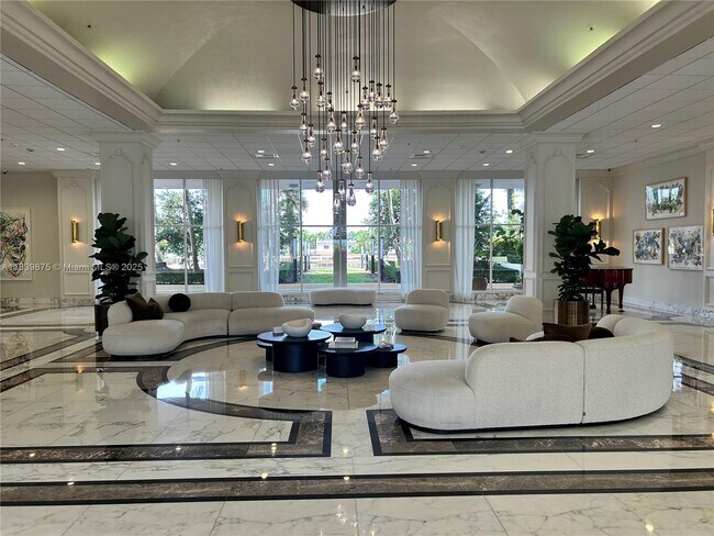 Foto del edificio - 5600 Collins Ave