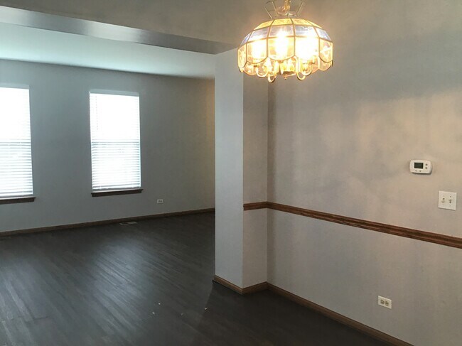 Building Photo - 2105 Vermette Circle