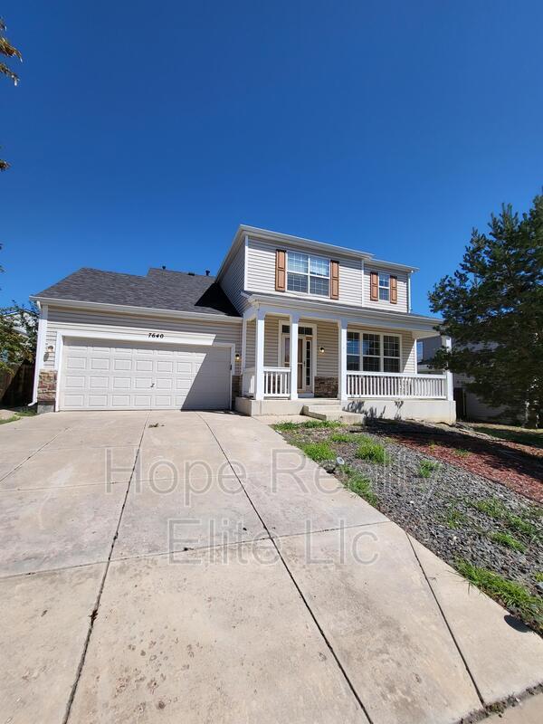 Foto principal - 7640 Fiona Ln