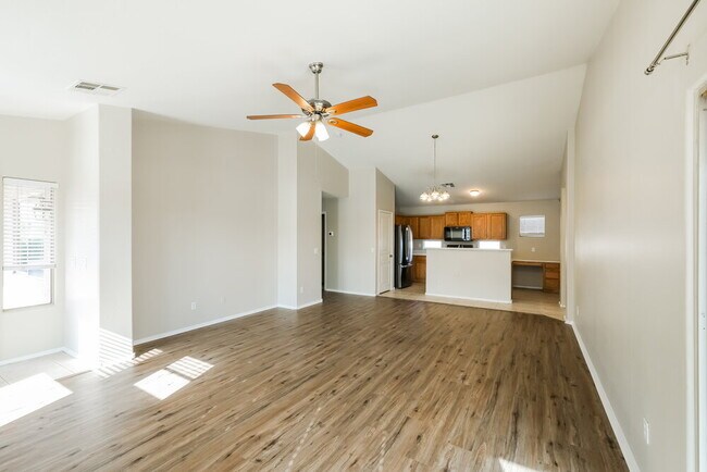 Foto del edificio - 11457 W Rio Vista Ln