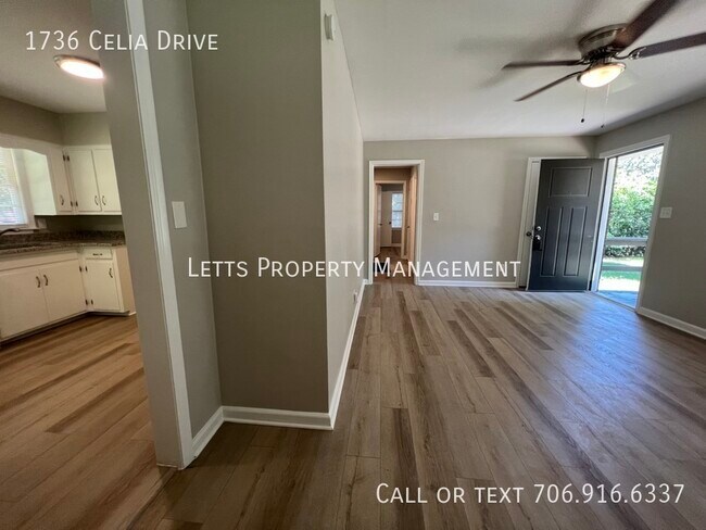 Foto del edificio - Adorable Rental Ready TODAY!