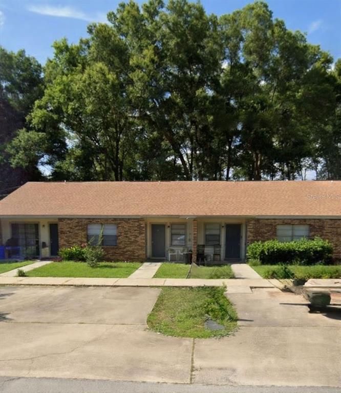 Primary Photo - 3761 NE 41st St