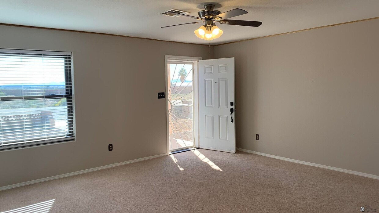 Building Photo - 36360 Margaret St