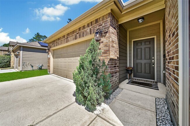 Foto del edificio - 4343 Roaring Timber Dr