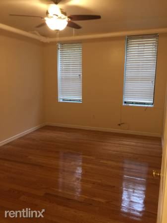 Primary Photo - 2445 28th St