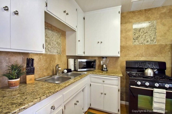 Cocina completamente equipada - 1440 Pacific Beach Dr