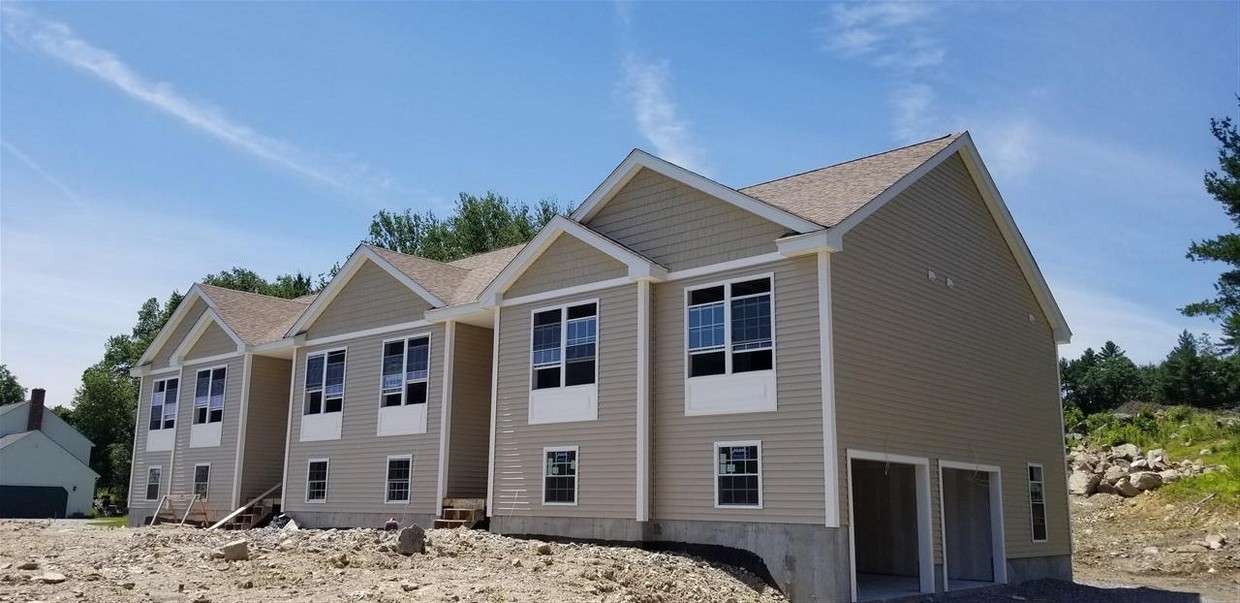 Building Photo - 499 Mammoth Rd