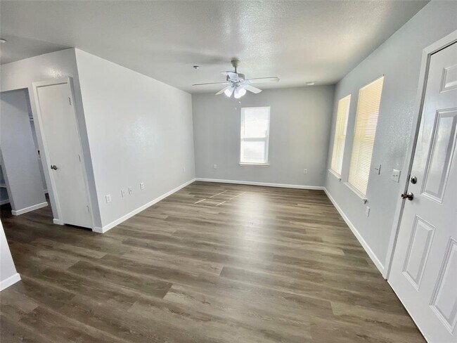 Foto del edificio - 13312 Barteny Cove