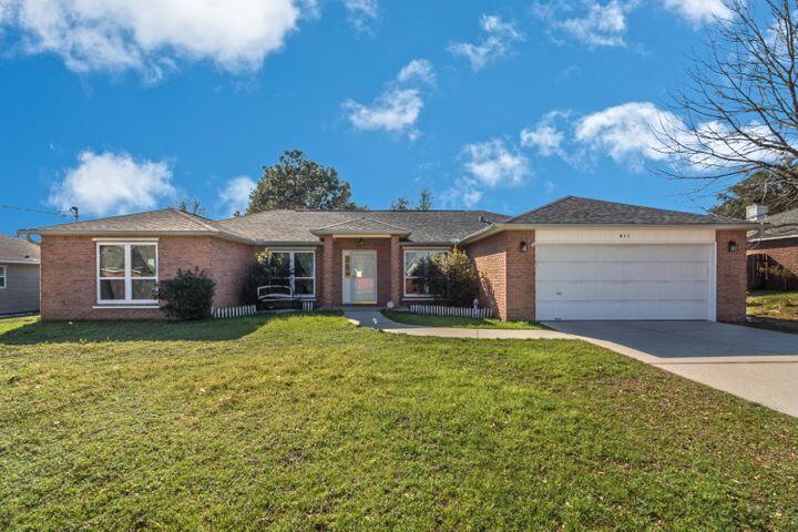 Foto principal - 411 Christopher Dr
