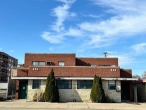 Building Photo - 498 Lee St