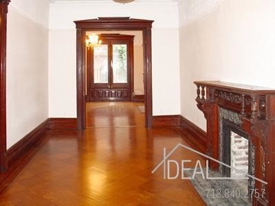 Foto principal - 10 bedroom in Brooklyn NY 11217