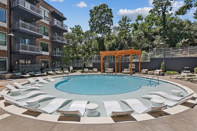 Building Photo - The Reservoir