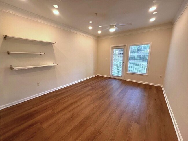 Foto del edificio - 1110 Westchester Ridge NE