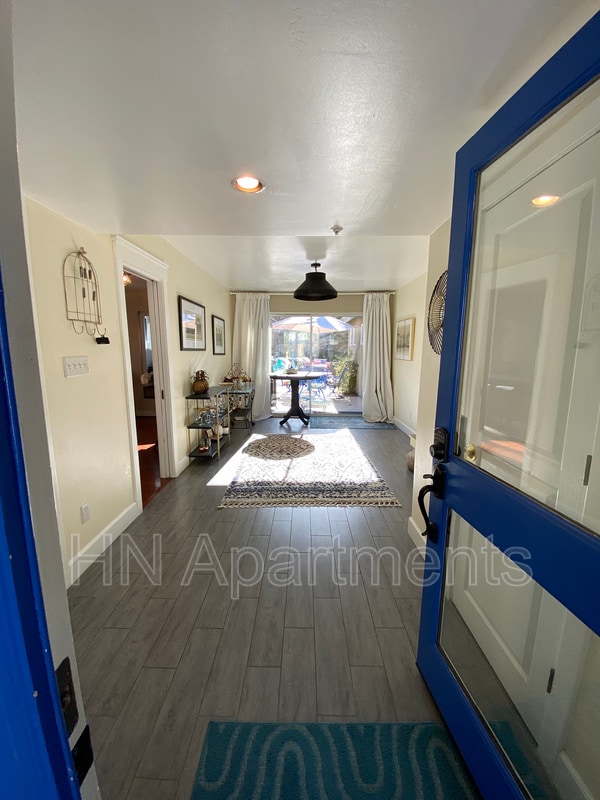 Photo - 2110 S Mill Ave House