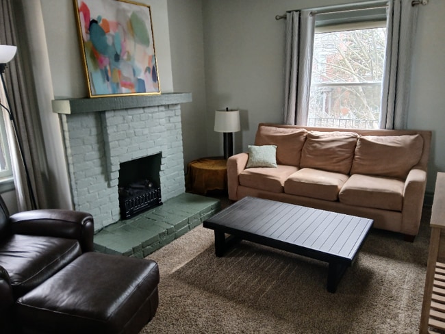 Photo - 2461 Fairview Ave Apartment