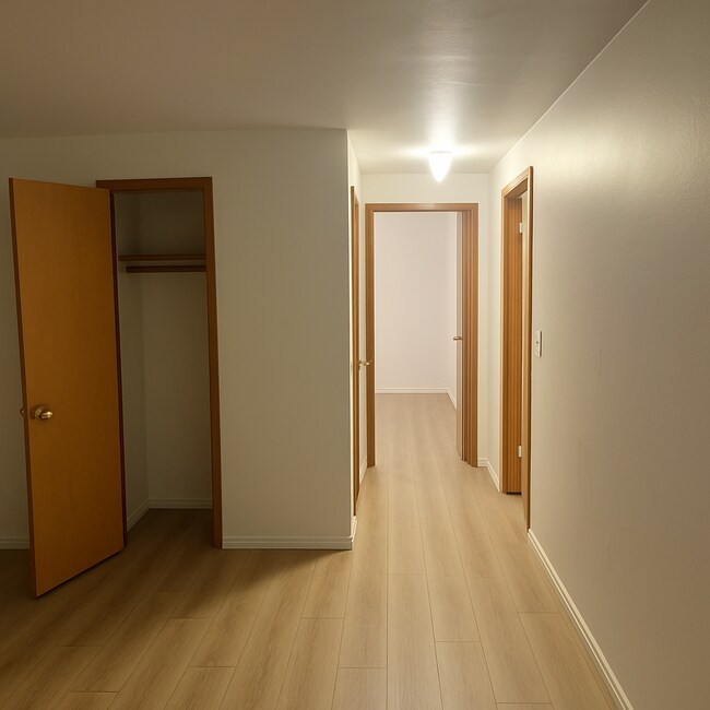 Foto del edificio - Heart of Issaquah Ground Floor Unit