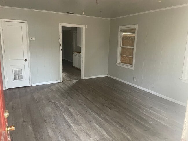 Foto del edificio - 4255 Rightway Ave