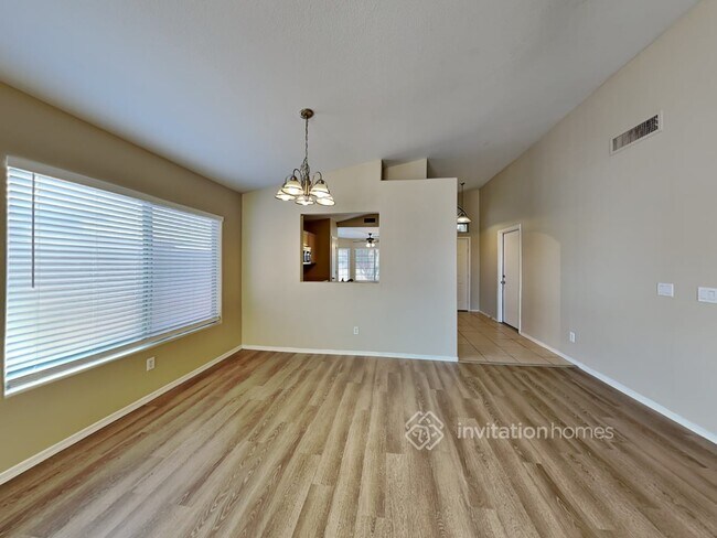 Building Photo - 15693 N Gil Balcome Ct