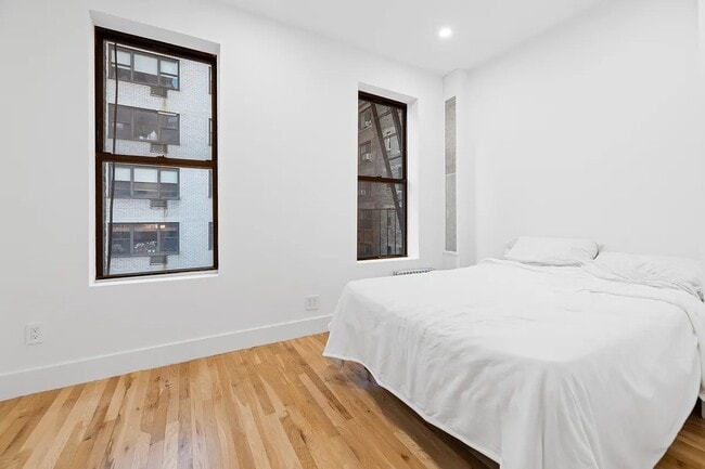 Building Photo - 238 E 58th St