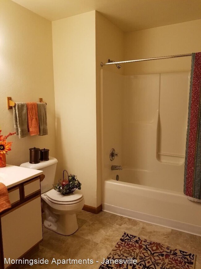 Foto del edificio - 3202-3216 Midvale Dr