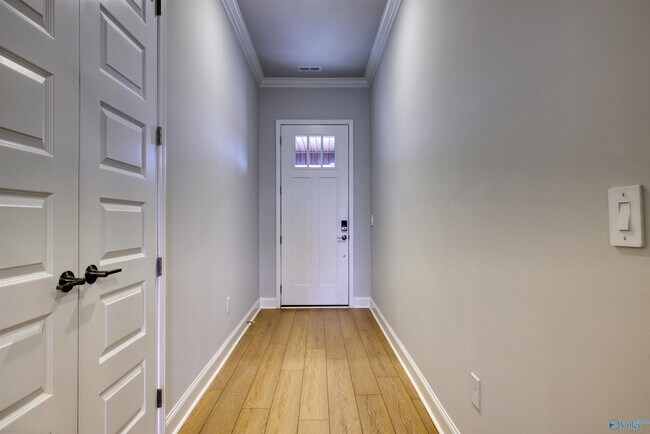 Building Photo - 22895 Ansley Dr