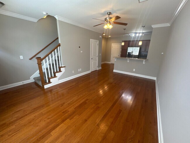 Building Photo - Modern Townhome Just Minutes from Downtown...