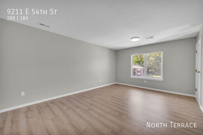 Foto del edificio - ? Freshly Renovated 2BR Gem in Raytown – M...