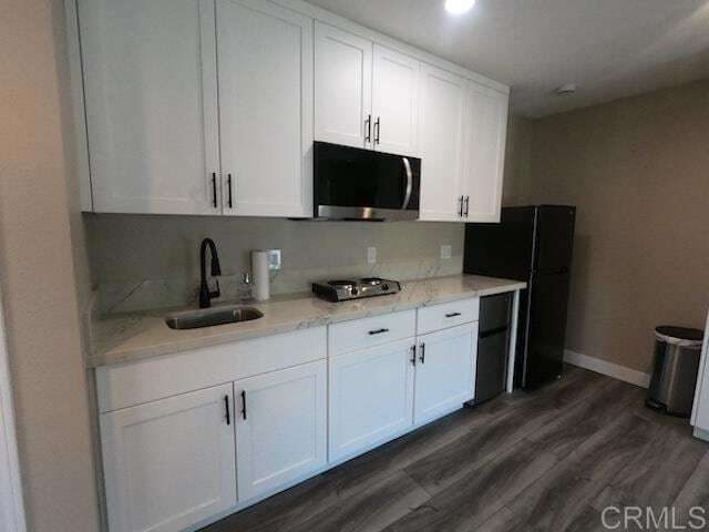 Foto del edificio - 1020 Fuchsia Ln